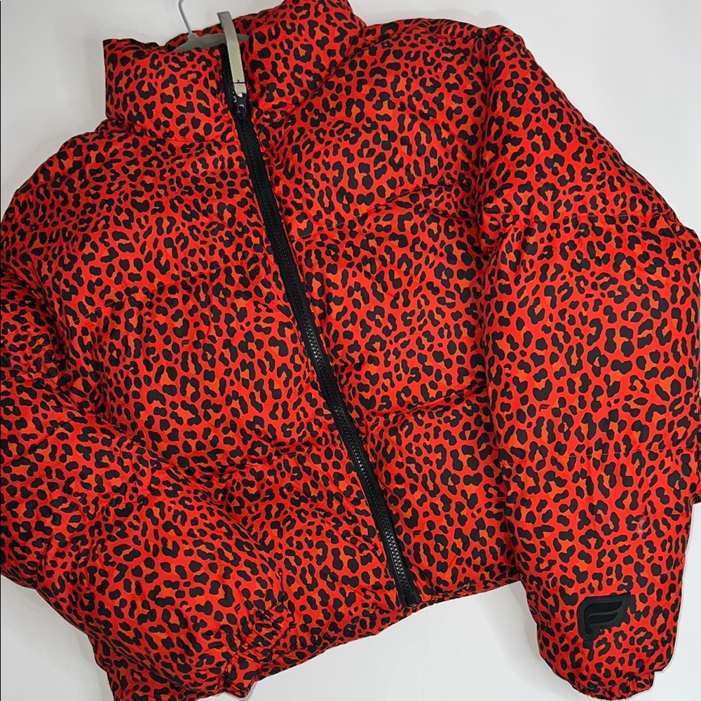 Fabletics Wander Cropped Puffer Jacket Womens XS